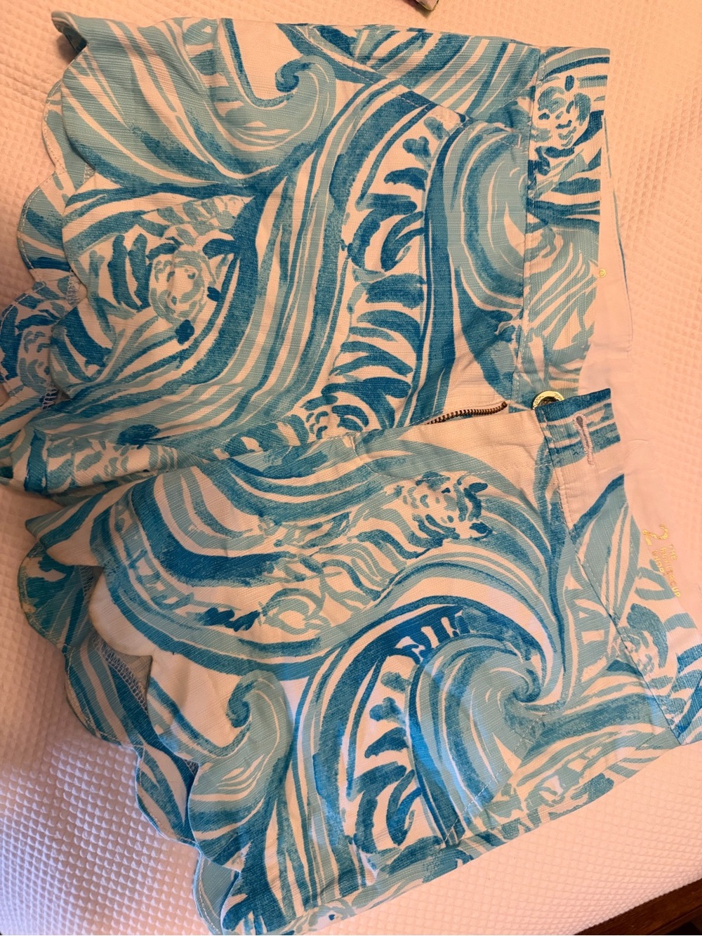 Lilly Pulitzer Teal & White Wave-Print Scallop Hem Shorts